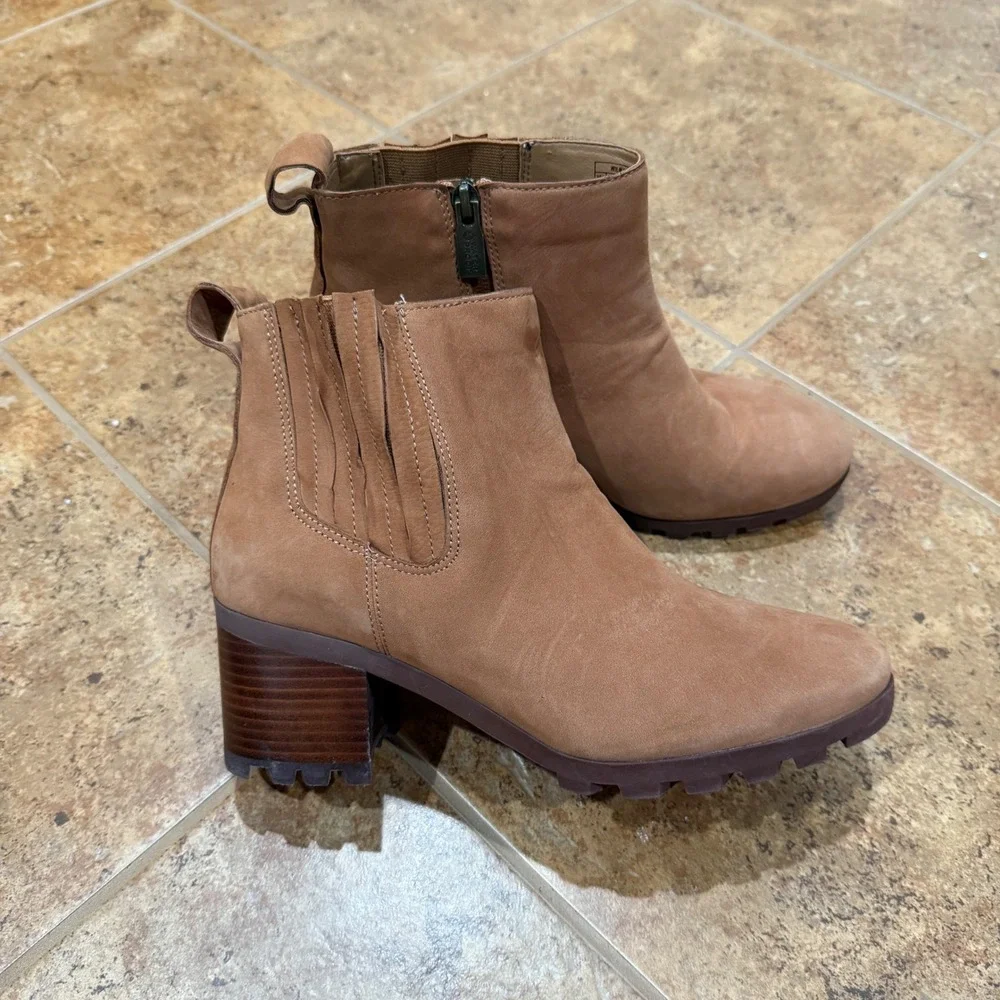 Vionic Wilma Nubuck Leather Waterproof Ankle Boots Toffee Brown Women Size 9